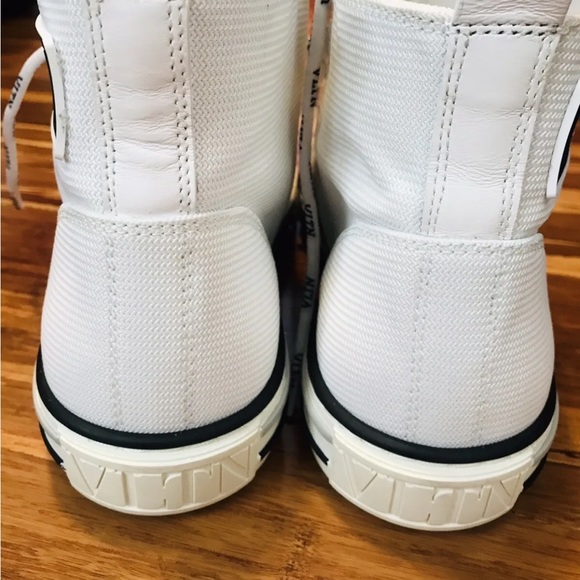 Valentino Garavani Womens White Black High Top Logo Sneakers Size 42 11 - Picture 2 of 5